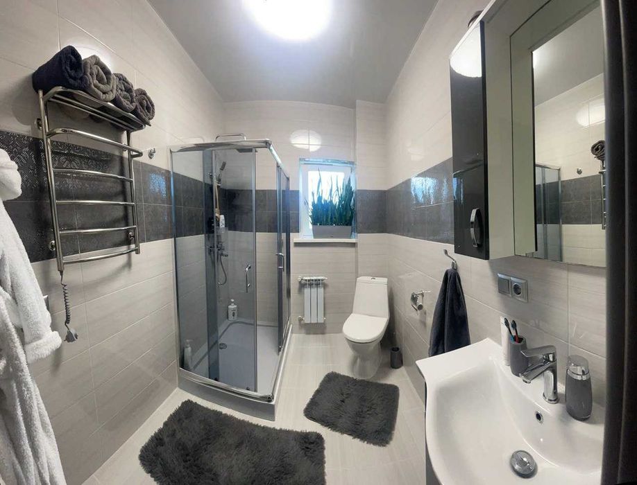 Продаж дому з якісним ремонтом 140 м2 Мархалівка