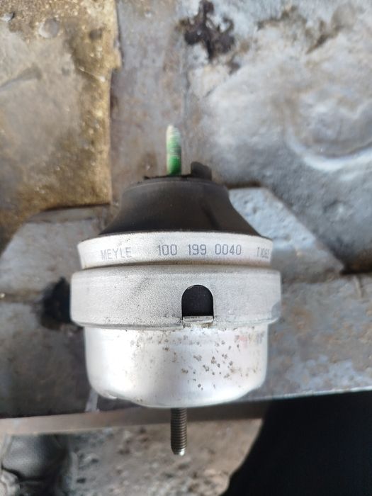 Подушка мотора ауді а 4 б5