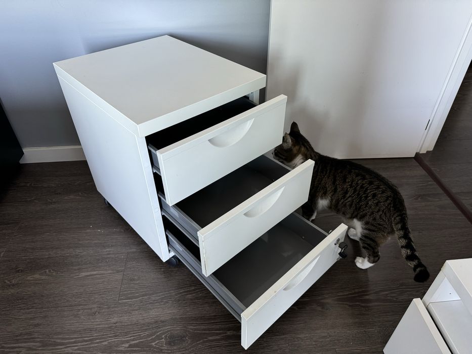 Móvel c/ 3 gavetas branco