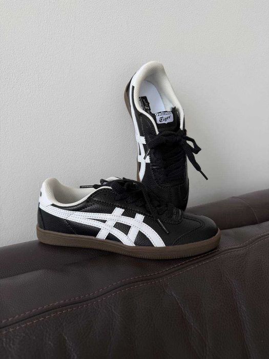 ONITSUKA TIGER  BLACK LEATHER (36-42) Кроссовки черно-белые онитсука