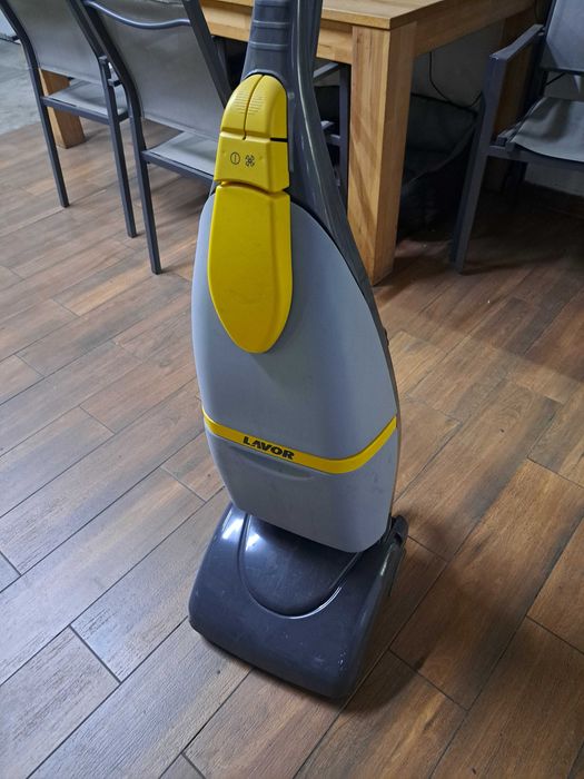 Szorowarka Lavor, szorowarka do podłóg