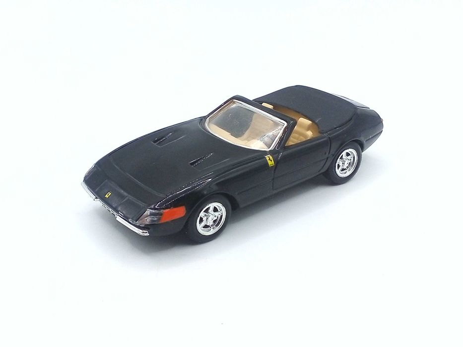 Ferrari 365 GTB/4 - skala 1:43 RIO