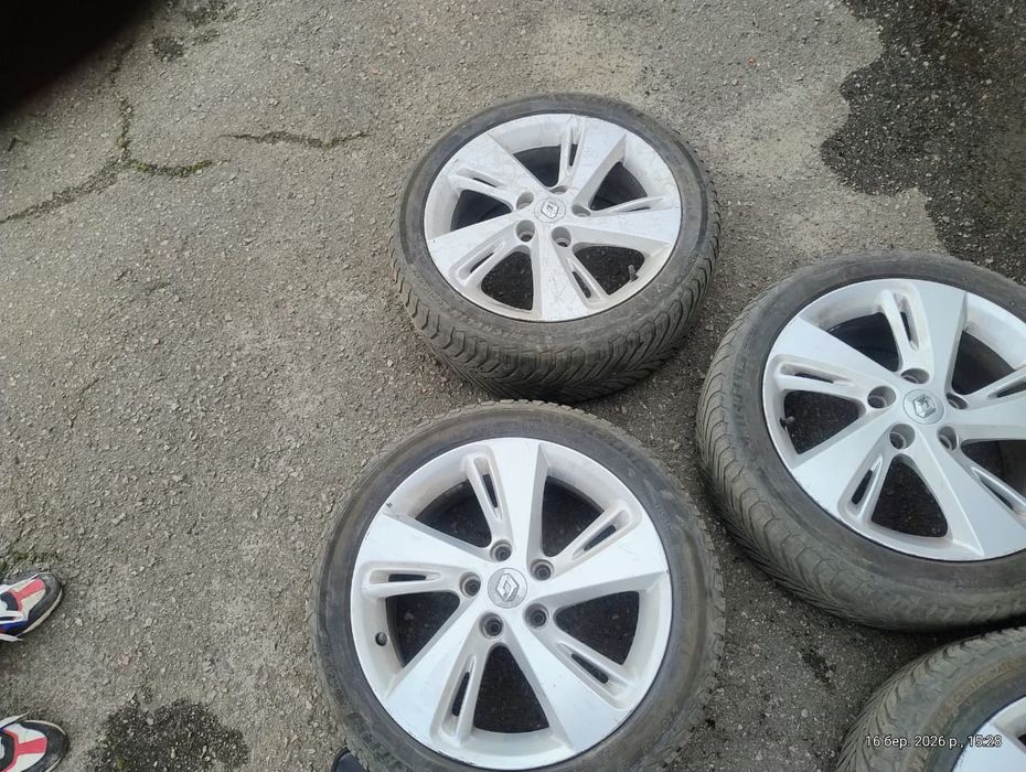 Продам диски R17 з гумою