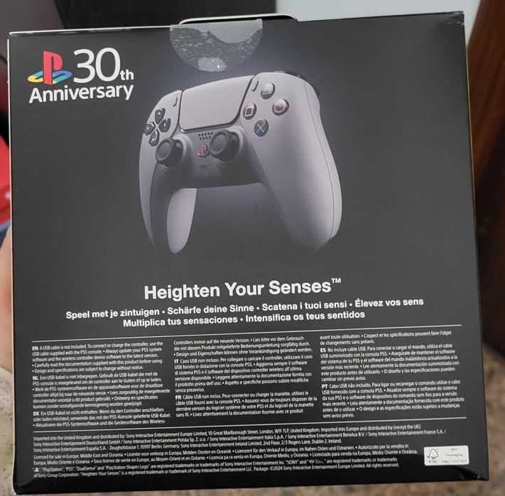Dualsense 30th anniversary edition