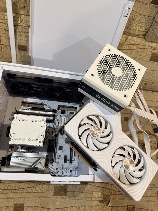 Ігровий пк Ультра Білий AMD Ryzen 7+32 ddr+ssd м2 1.5 тб+RTX 5060