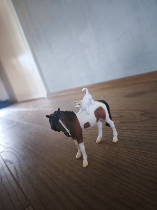 schleich, figurka Koń Mare & Terrier