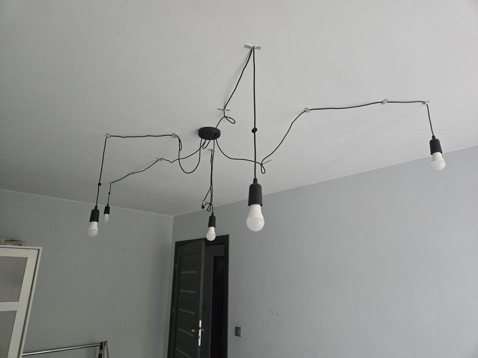 Lampa sufitowa na 5 żarówek pająk