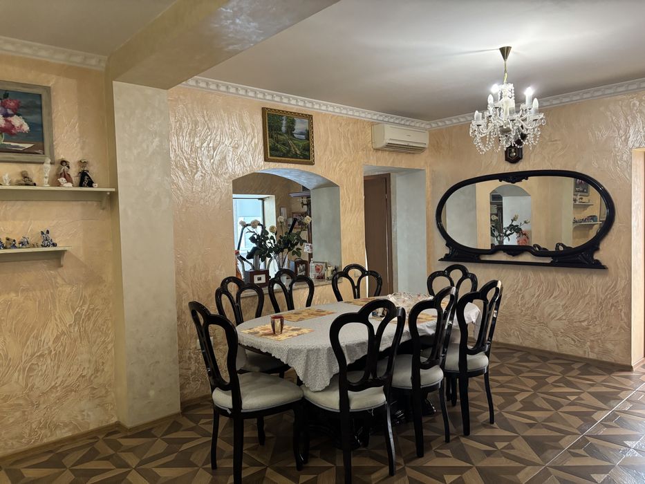 Продаж будинку Дніпровський, Правий беріг