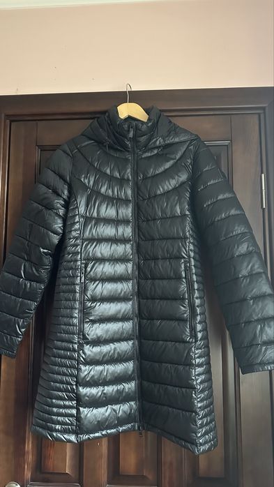 Чорне жіноче пальто - пуховик Regatta 48