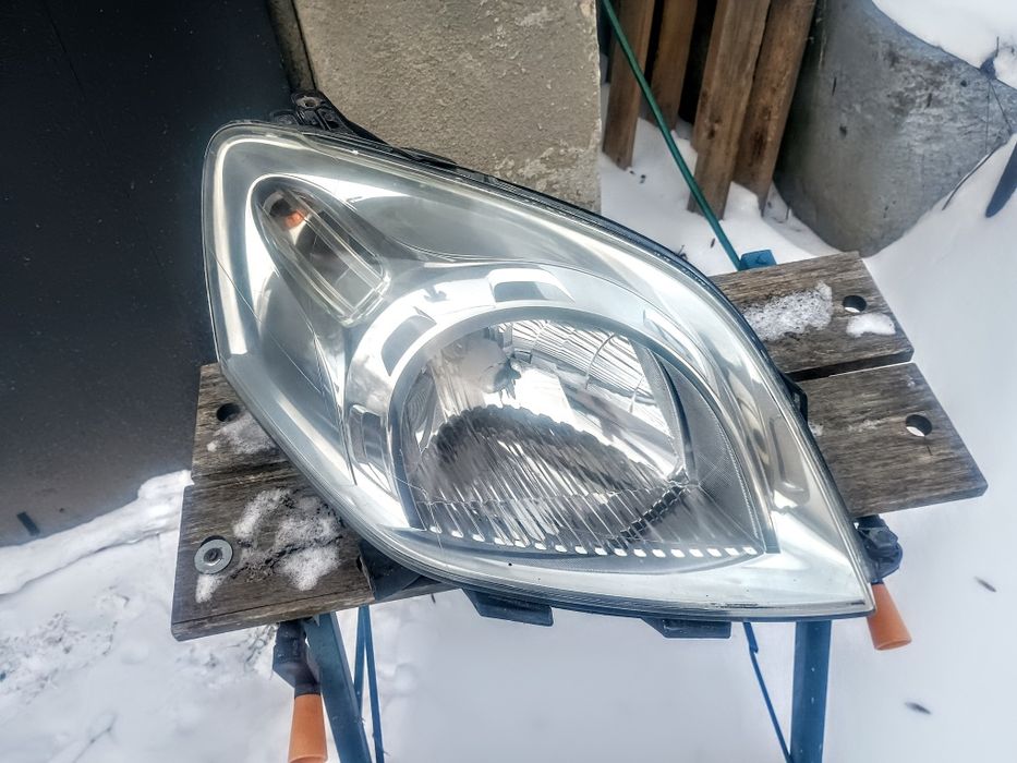 Fiat Fiorino lampa przednia prawa AL