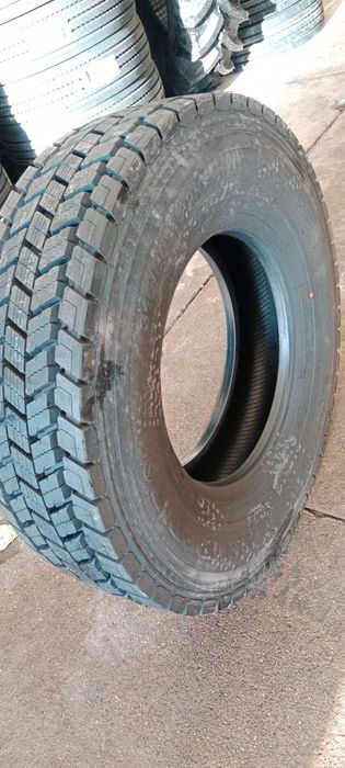 315/80R22,5 Semperit Runner D2