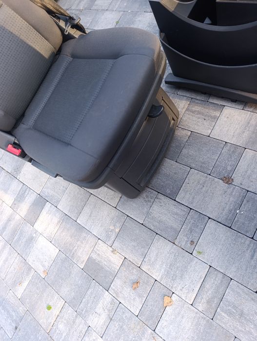 Komplet foteli multivan obrotowe VW T5 T6 fotele przód 2 rząd kanapa