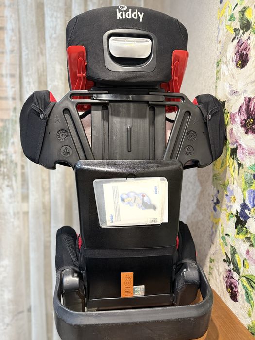 Автокрісло Kiddy cruiser pro клас ІІ-ІІІ (15-36 кг)