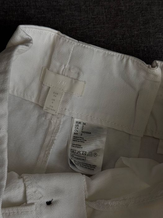 Білі прямі джинси H&M