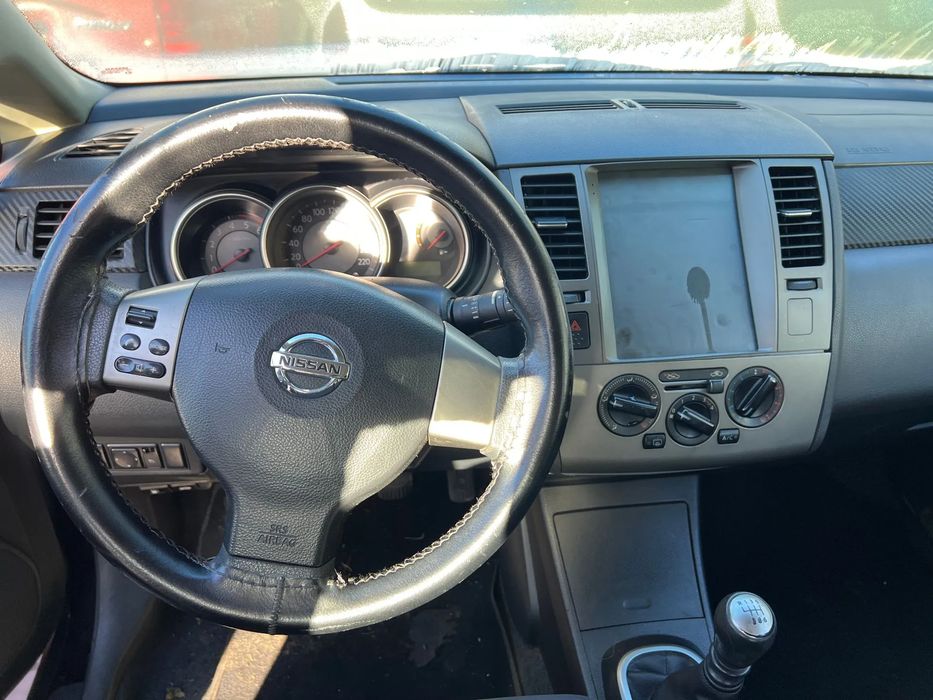 Para peças NISSAN Tiida Hatchback (C11)