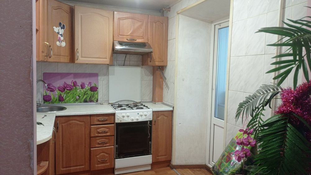 Сдам 2-к.кв.возле м.Дворец Спорта