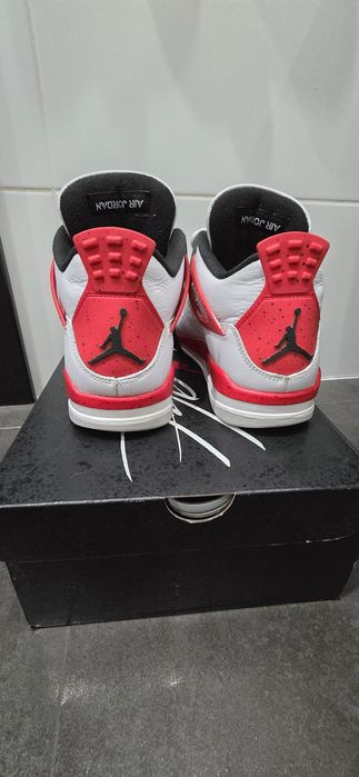 Jordan 4 red cement