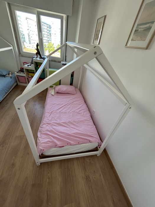 Estruta de Cama de madeira 200cmx100cm