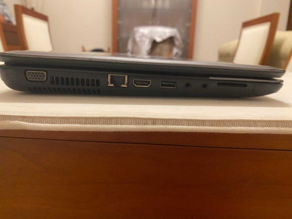 Portátil HP250 15,6"