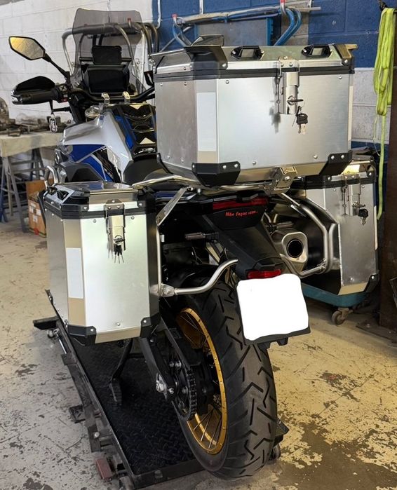 (NOVO) Malas Laterais + Top Case Alumínio/Pretas Voge 900 DSX