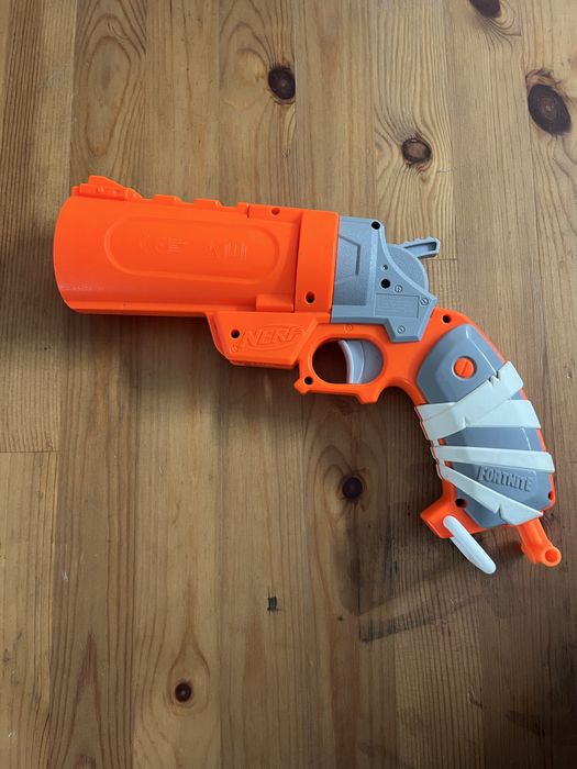 Nerf Fortnite com 1 dardo
