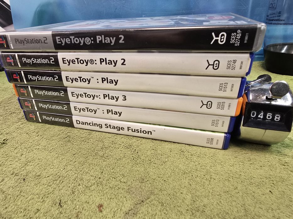 6 gier na konsolę PS2 vintage.