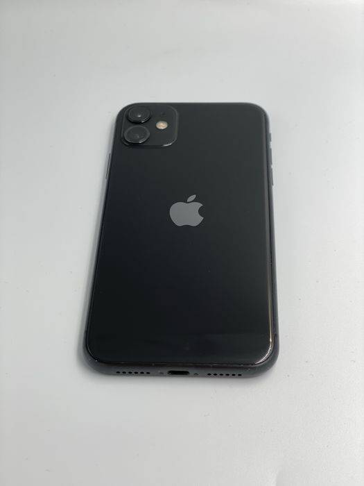 Продаю свій особистий iPhone 11  64ГБ  батарея 82% можна обмін