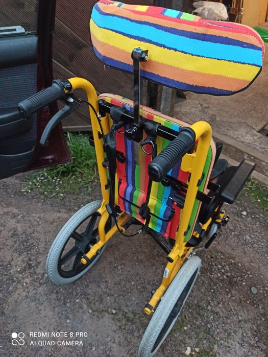 Продам коляску для детей с инвалидностью