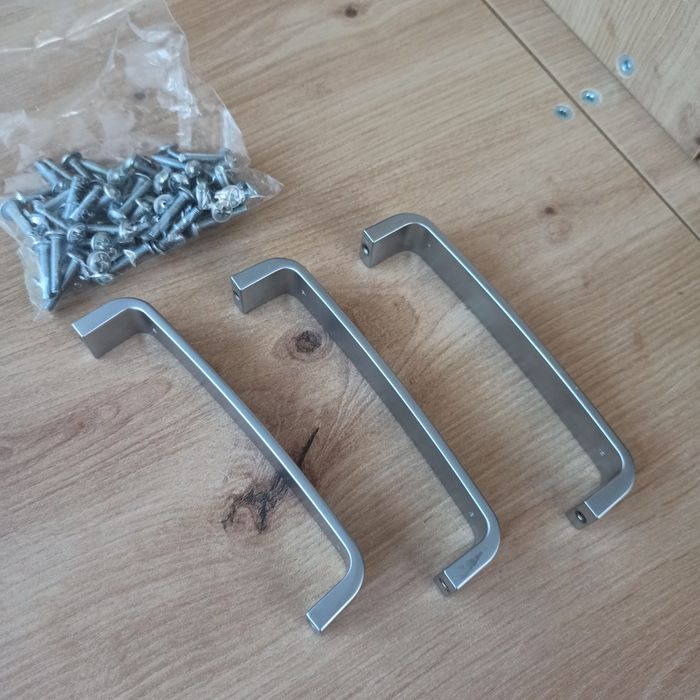 Uchwyty meblowe/biurowe/kuchenne - 12 szt.