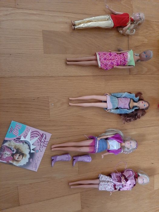 Bonecas (Sharpay High School Musical 2, princesa Disney,  Noddy)