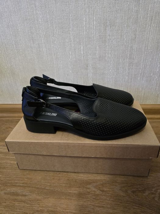 Женские кожаные лоферы, туфли с открытой пяткой Andalini. Новые. 41 р.