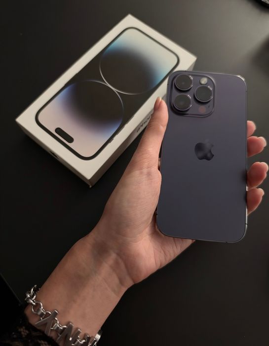 iPhone 14 Pro 128 GB Deep Purple / fioletowy. Bardzo dobry stan. 2 premium etui GRATIS