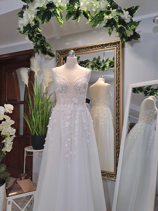 Piękna suknia ślubna - polecam