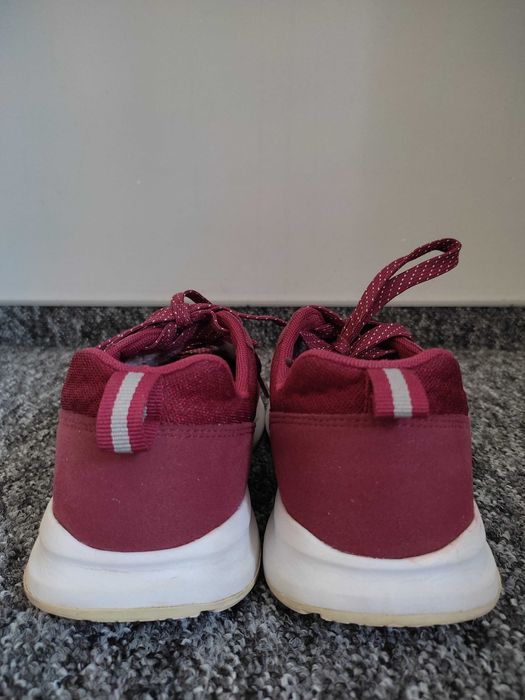 Buty bordowe sportowe Le Quoc Sportif