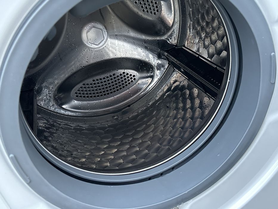 Прально сушильна машина Miele WTR 860