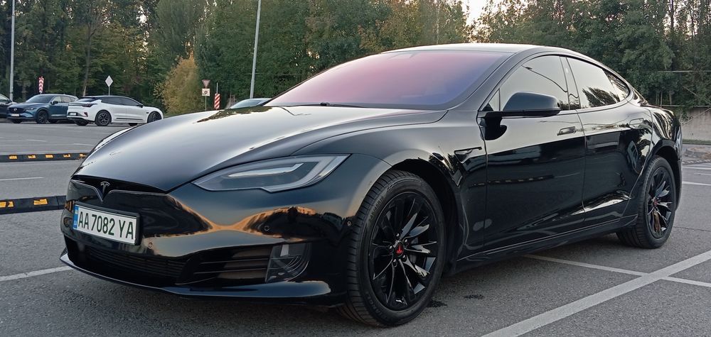 Tesla model S 2017