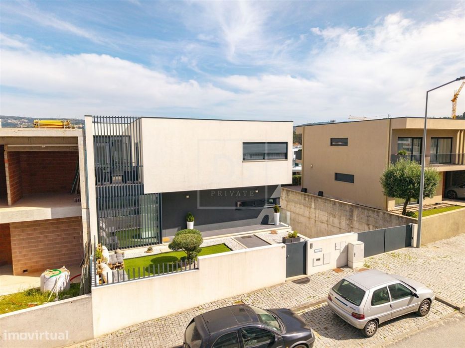 T3 Semi-Detached House for Sale in Marco, Marco de Canaveses