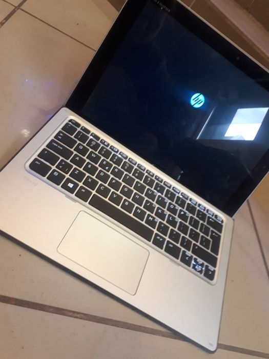 2w1  hp elite x2 m7 8gb 256ssd fhd dotyk tablet