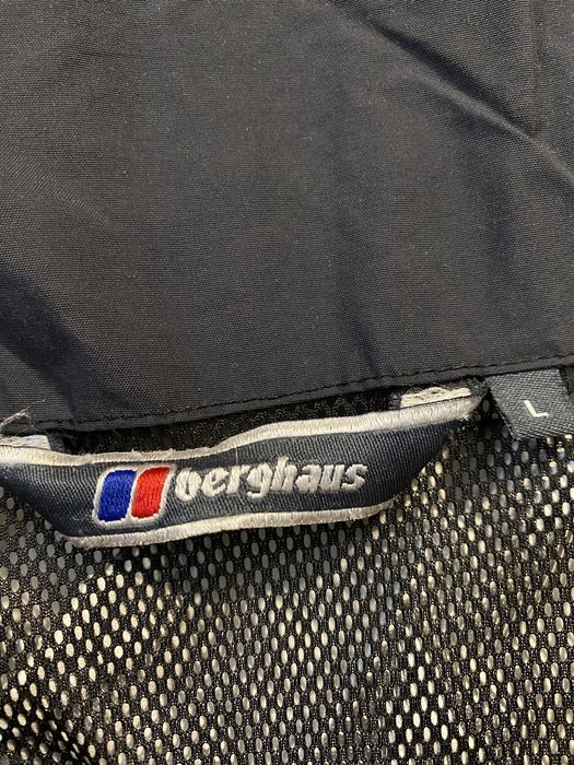 (XL,S,M) BERGHAUS Черная весенняя курточка на мембране куртка мембрані