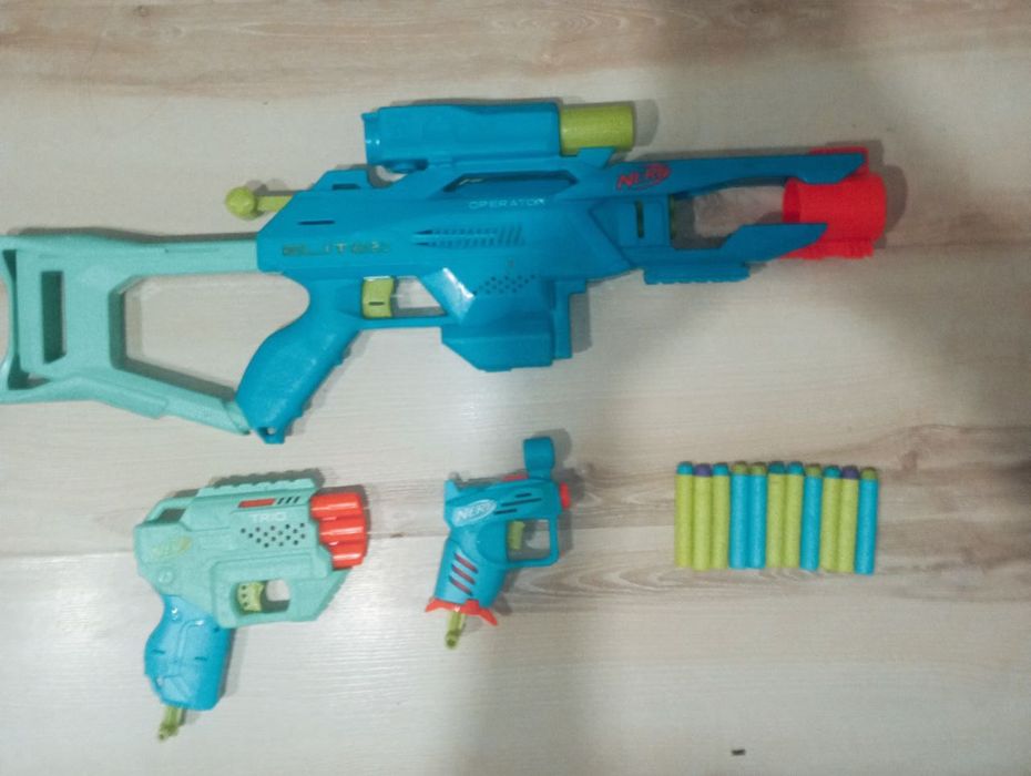 Продам 3 Nerf у новому стані з коробкою.