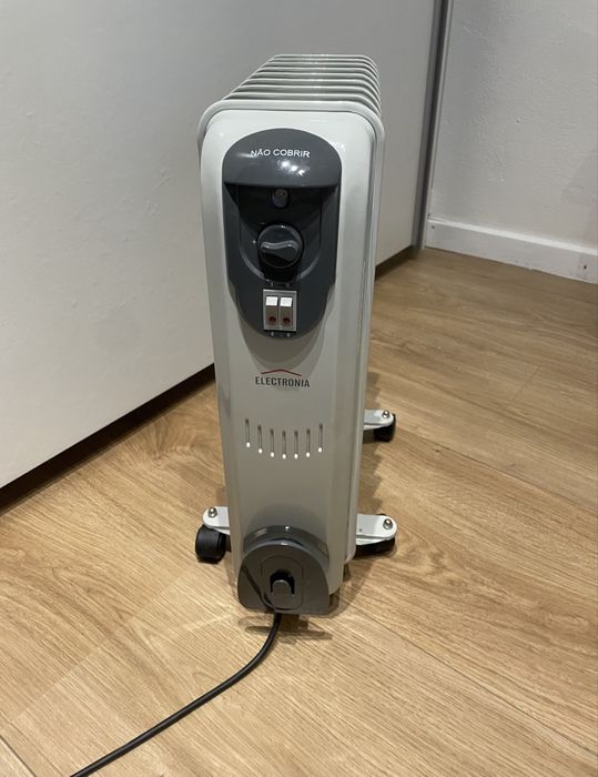 Aquecedor a óleo Marca Beken