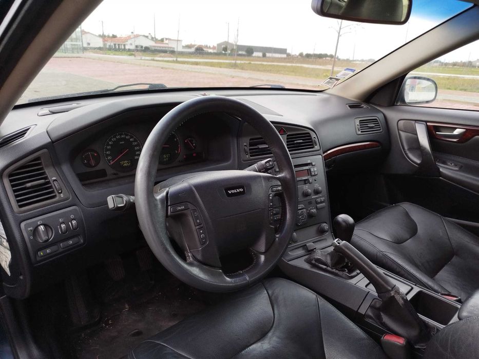 Volvo V70 D5 163CV
Volvo V70 D5 163CV 2002