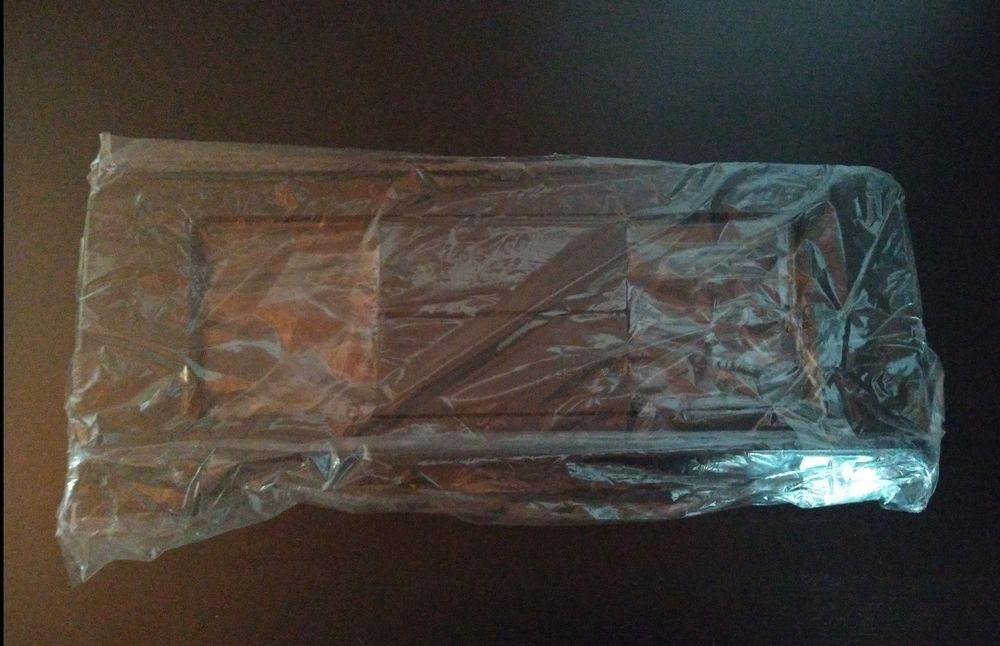 Porta partituras para vários modelos Yamaha de pianos ou órgãos. Novo