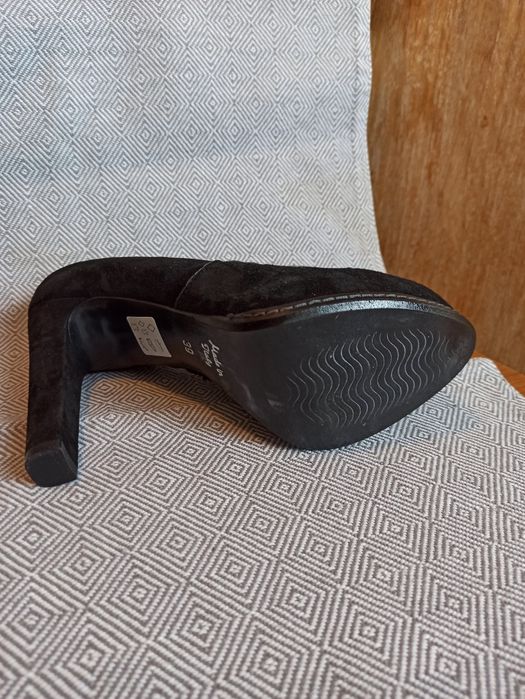 Botki zamszowe MAI PIU SENZA r. 39
