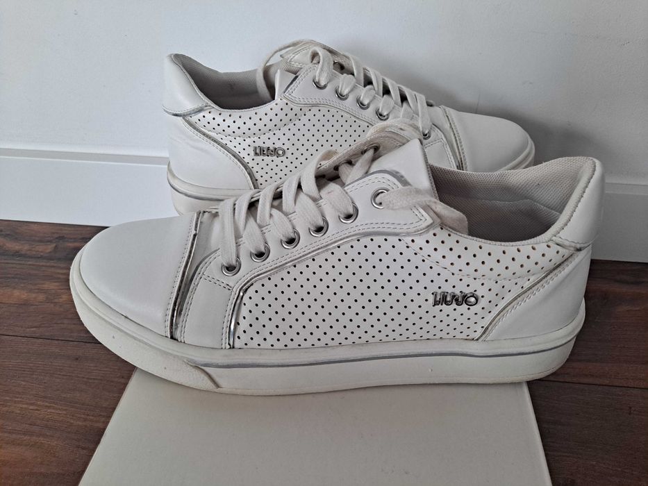 Buty sneakersy białe Liu Jo rozmiar 38