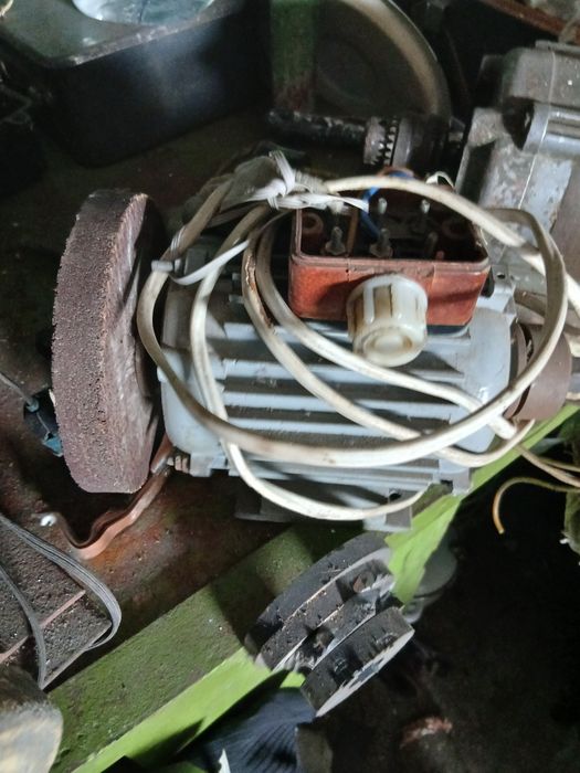 Продам  точило 220 вольт .,