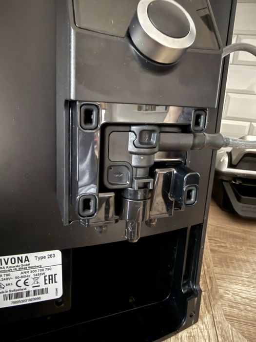 Ekspres Nivona CafeRomatica 790 - po serwisie, wyczyszczony