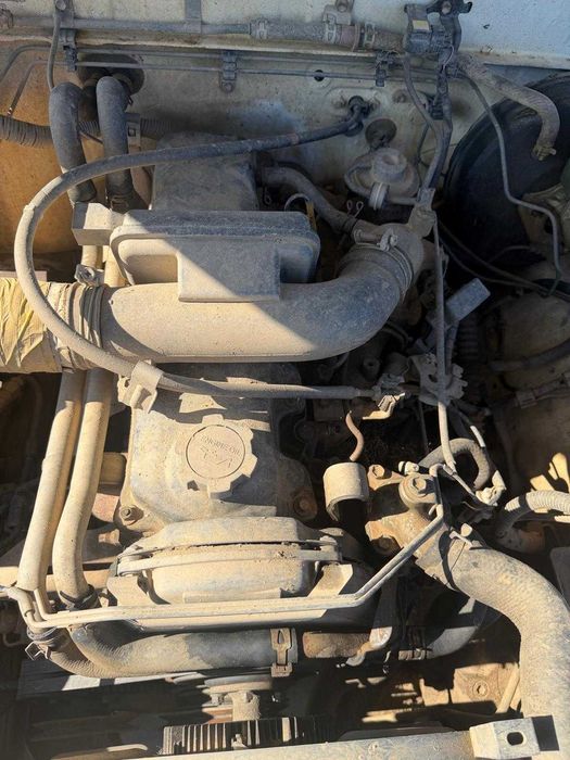 Motor Toyota HiLux 2.4 D ref. 2L ano 2000