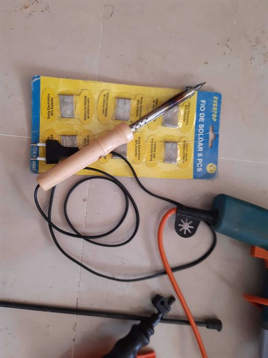 Black+Decker F13P2S-F11, vintage, com vários acessórios