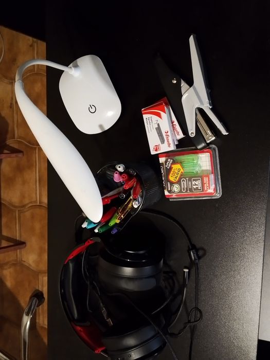 Mesa de Escritório + Cadeira